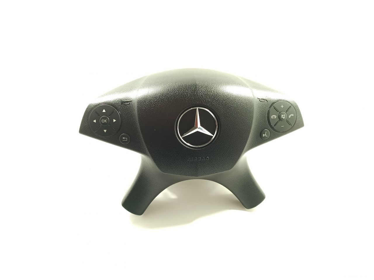 Mercedes-Benz C klasė, Sedanas