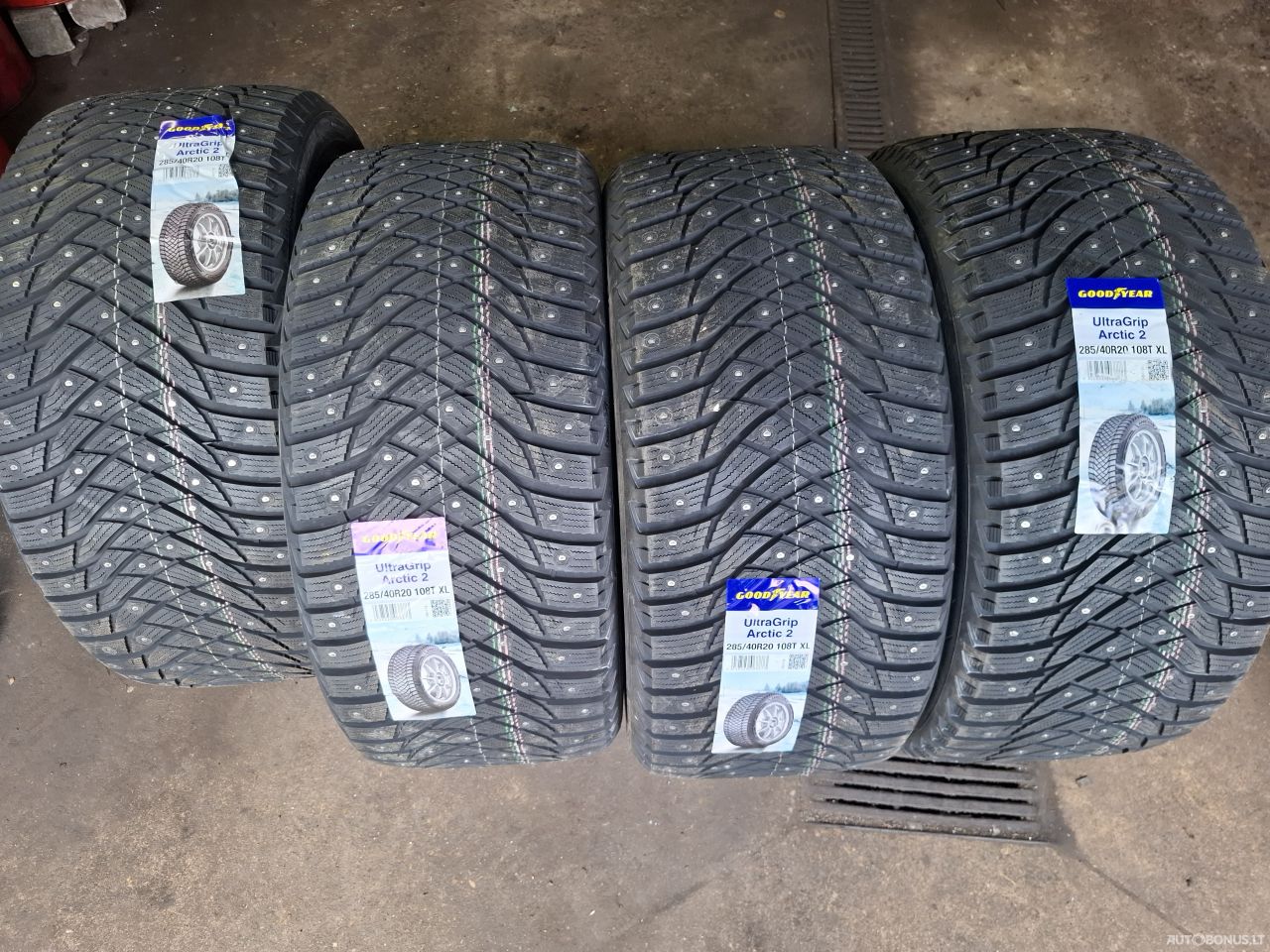 Goodyear 285/40R20 winter tyres