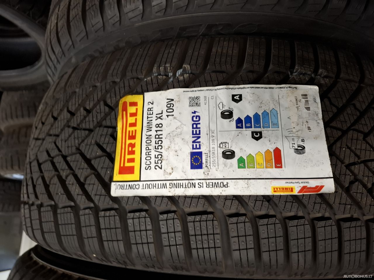 Pirelli 255/55R18 žieminės padangos