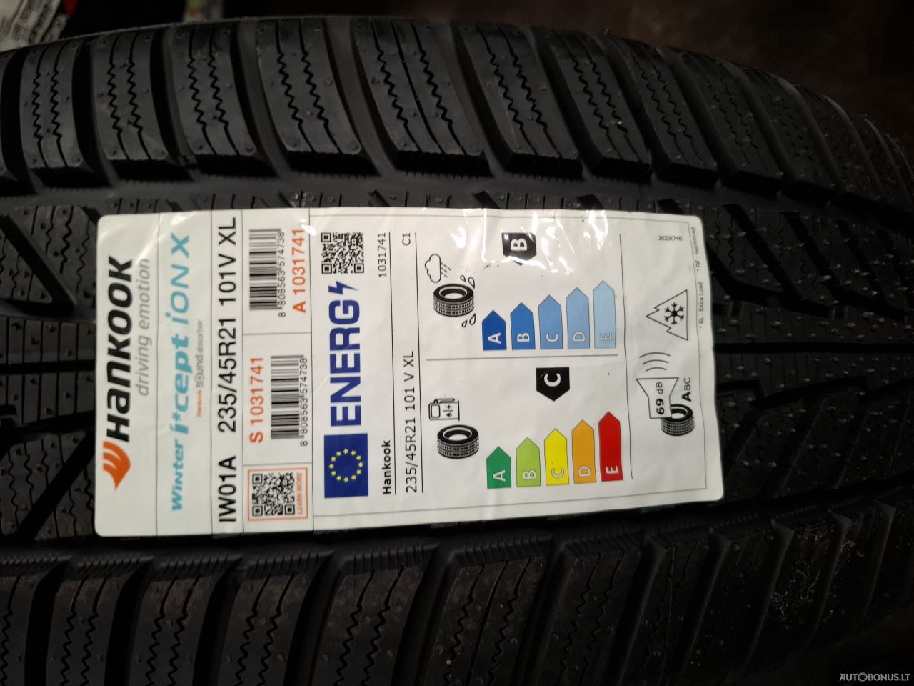 Hankook 235/45R21+255/40R21 žieminės padangos | 1