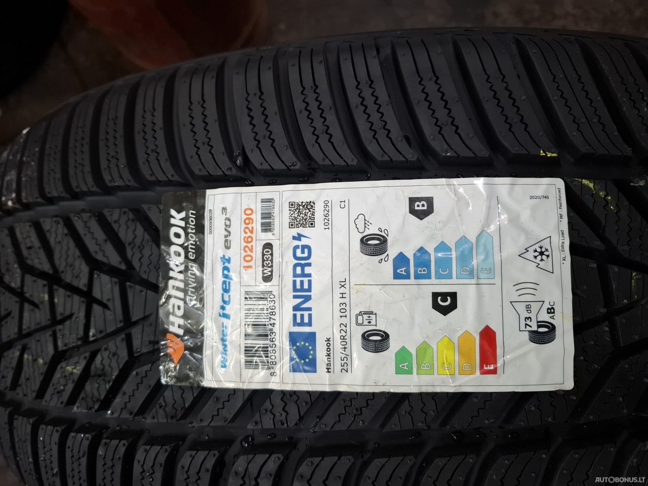 Hankook 255/40R22 žieminės padangos | 1