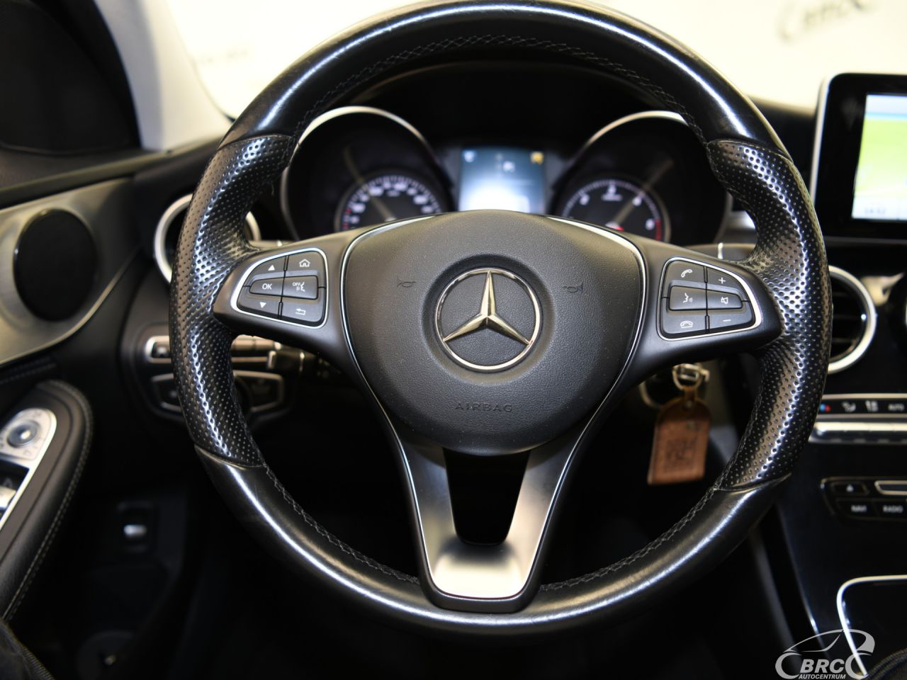 Mercedes-Benz C220 | 29