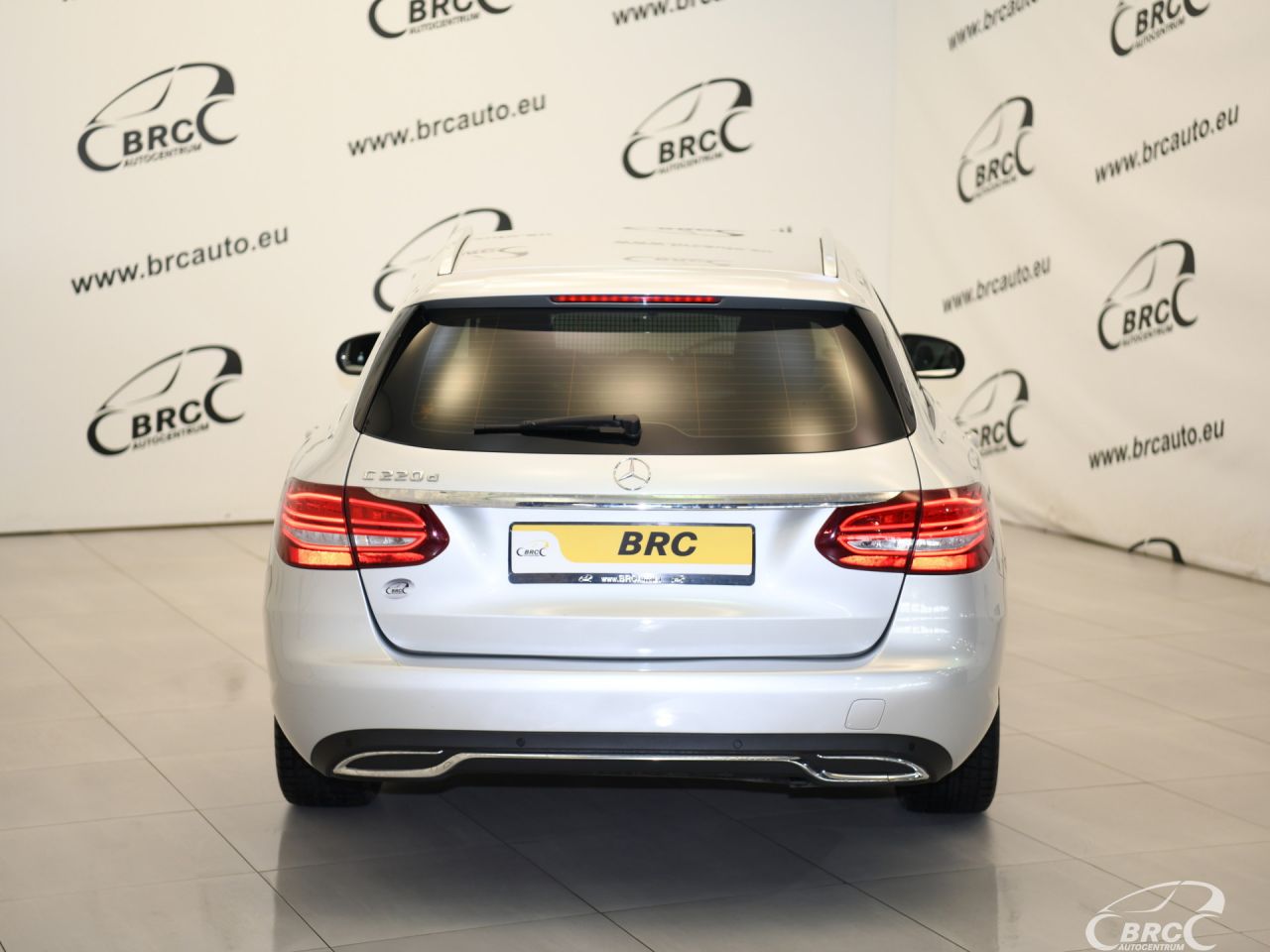 Mercedes-Benz C220 | 51