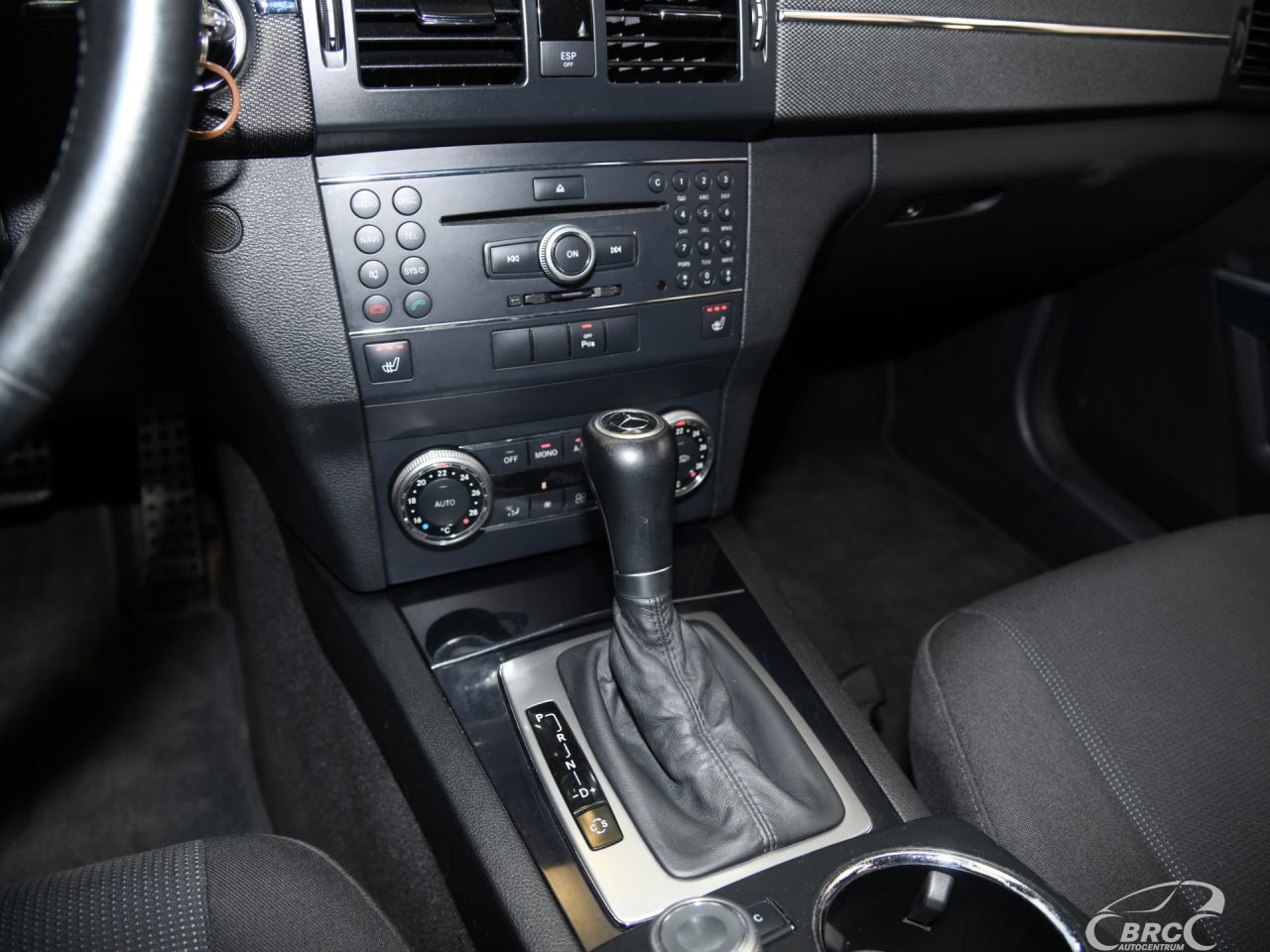 Mercedes-Benz GLK220 | 24