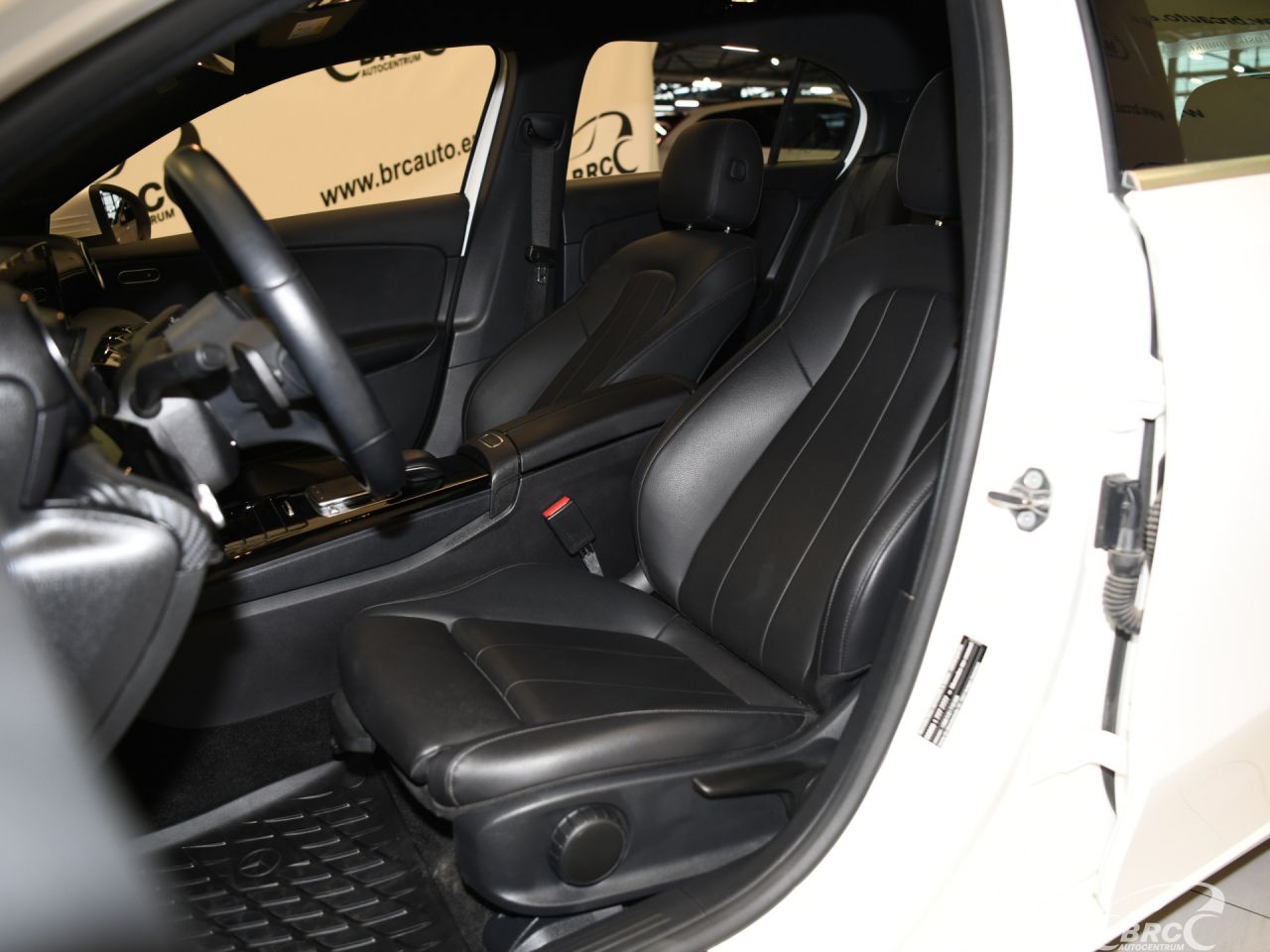 Mercedes-Benz A180 | 20