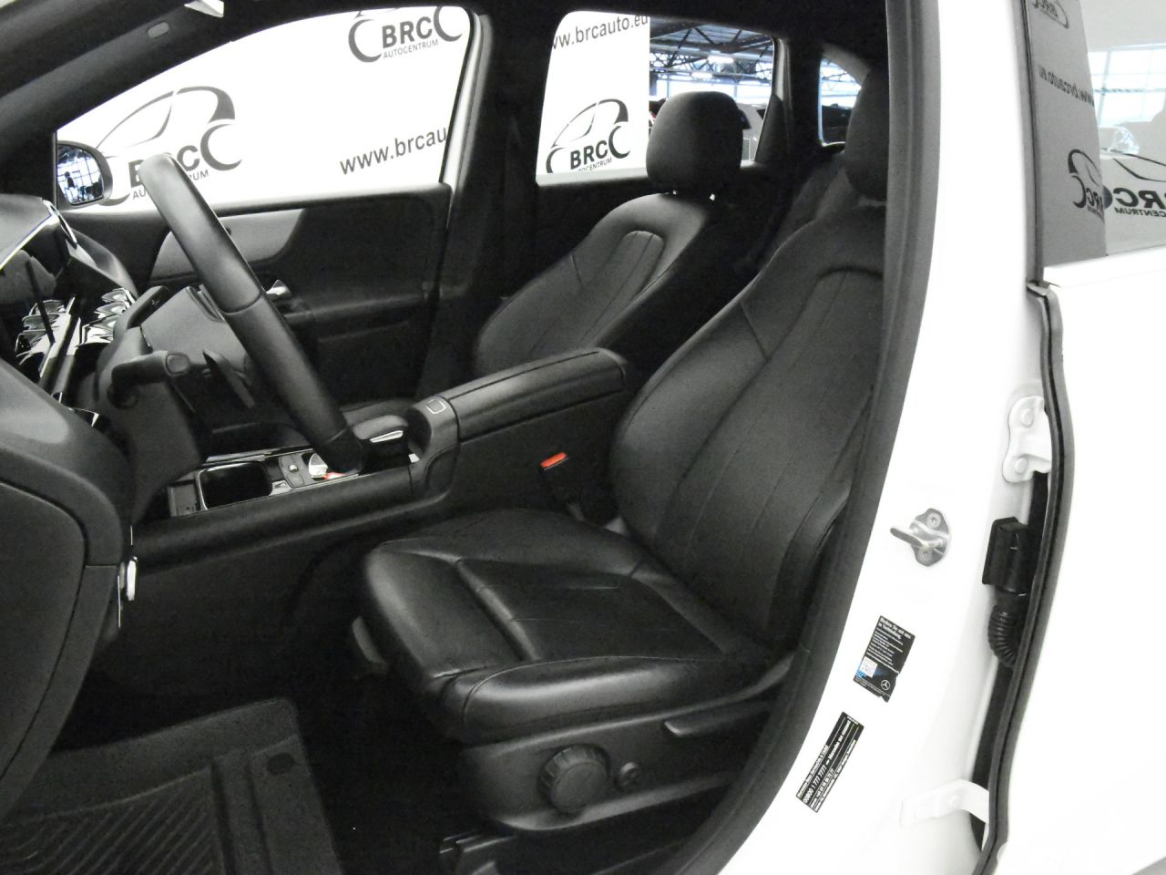 Mercedes-Benz B180 | 20