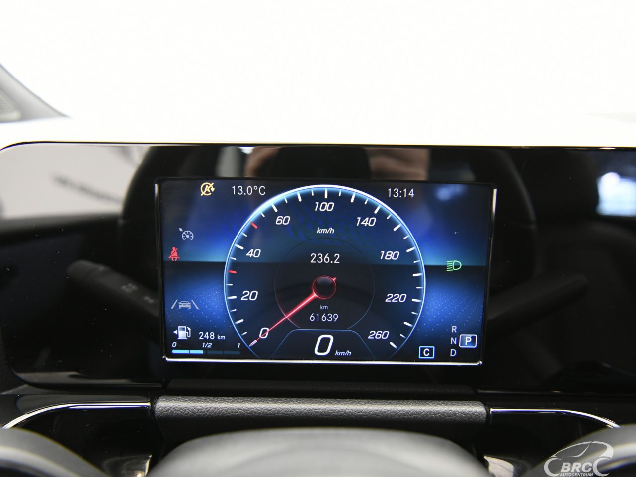 Mercedes-Benz B180 | 29