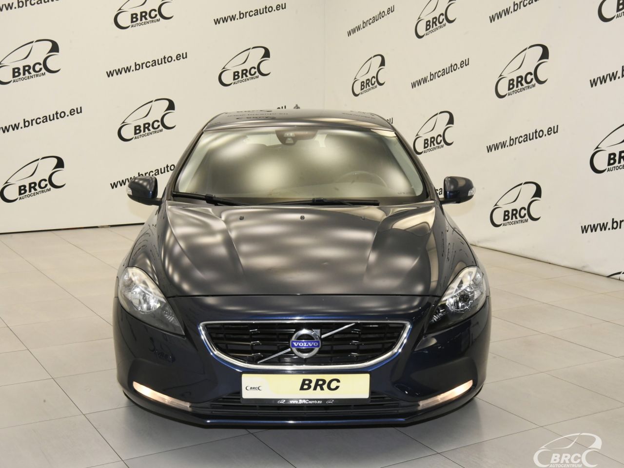 Volvo V40 | 79