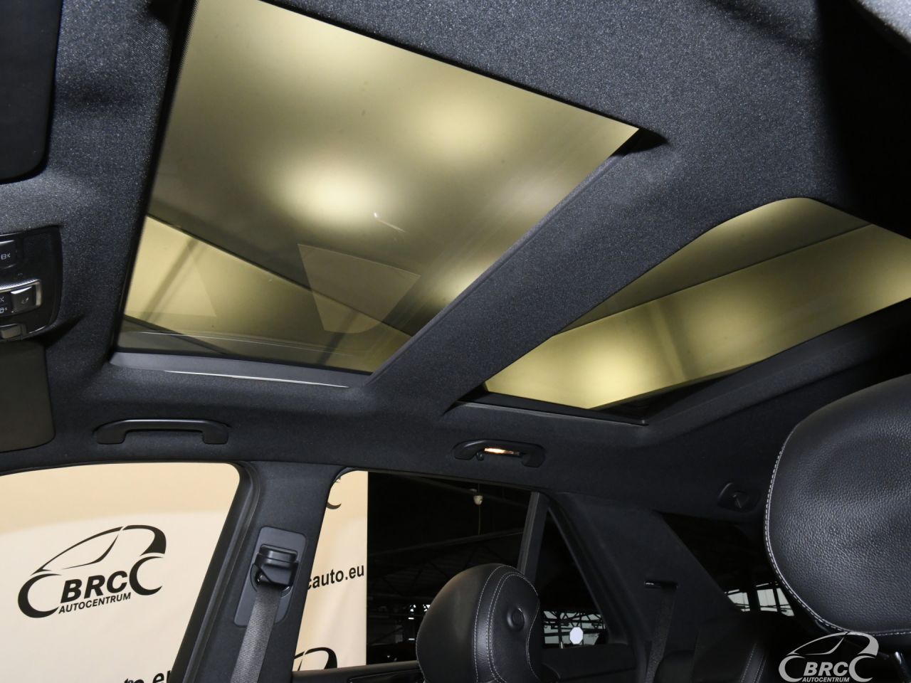 Mercedes-Benz GLE350 | 26