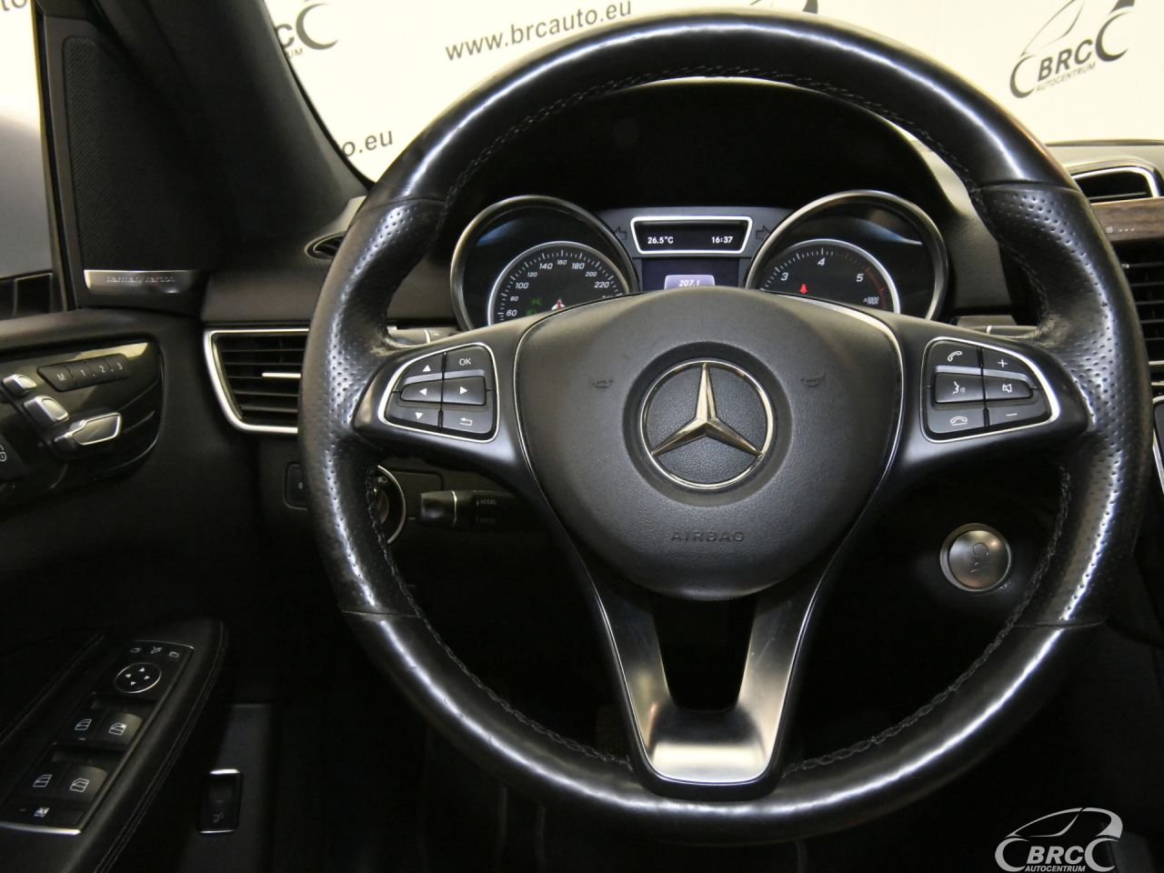 Mercedes-Benz GLE350 | 32