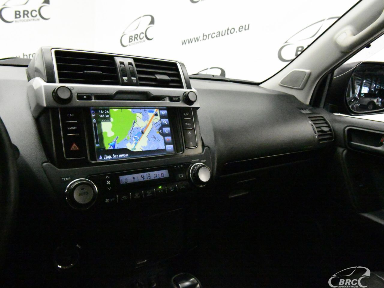 Toyota Land Cruiser | 51