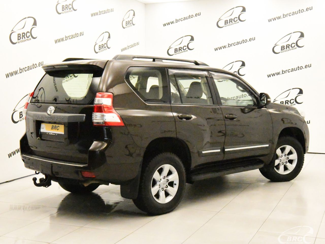 Toyota Land Cruiser | 1