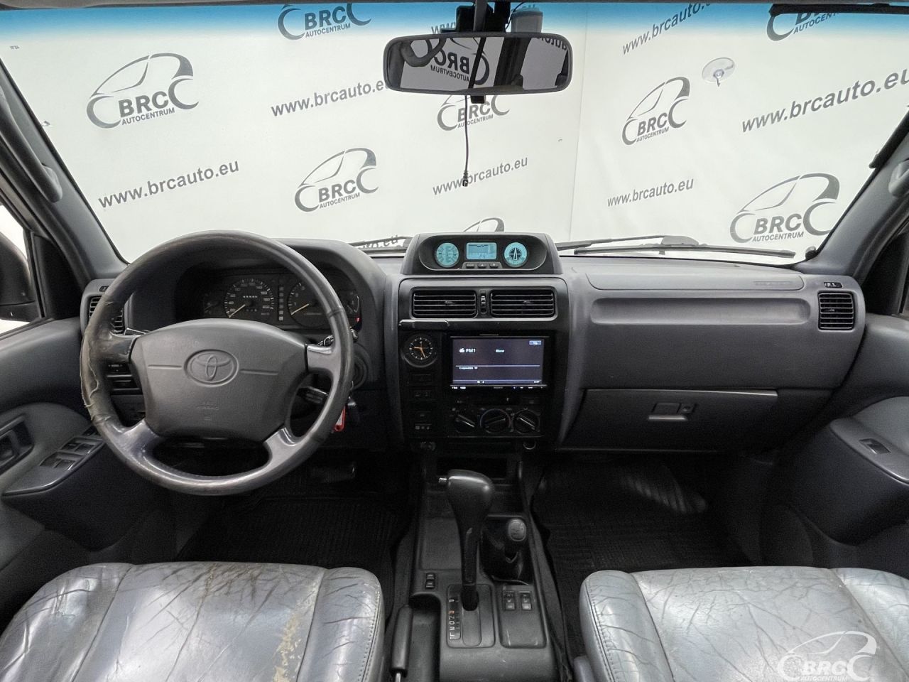 Toyota Land Cruiser | 3