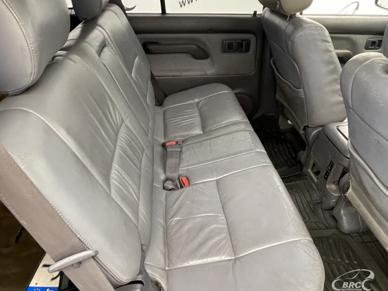 Toyota Land Cruiser | 16