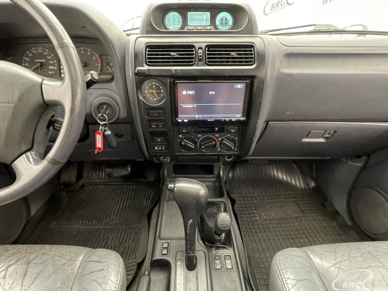 Toyota Land Cruiser | 23