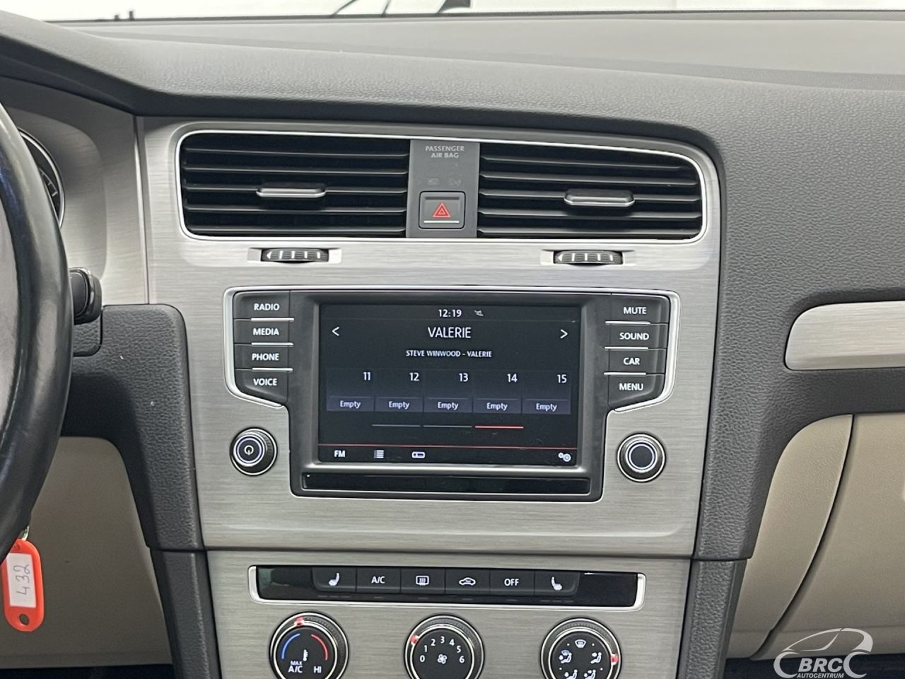 Volkswagen Golf | 14