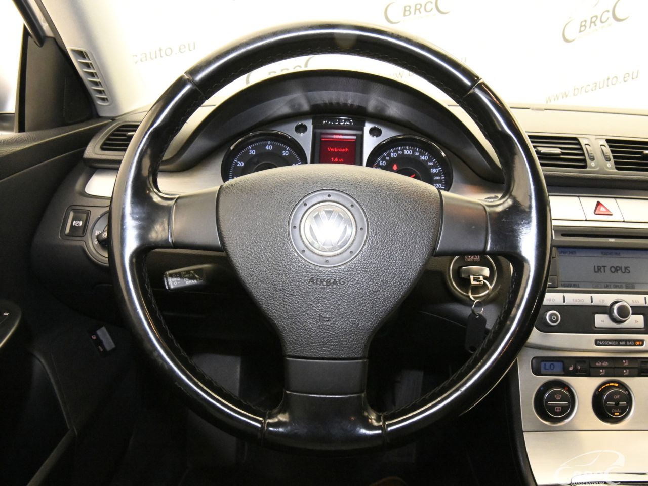 Volkswagen Passat | 23