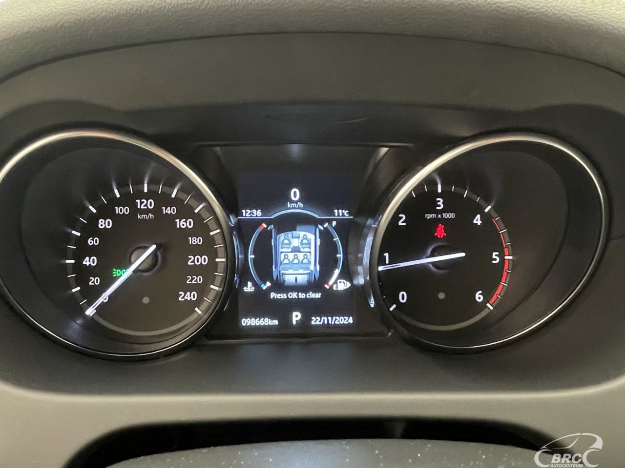 Land Rover Discovery | 30