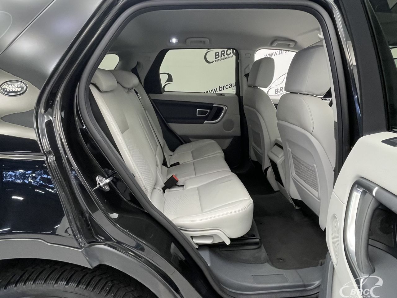 Land Rover Discovery | 8