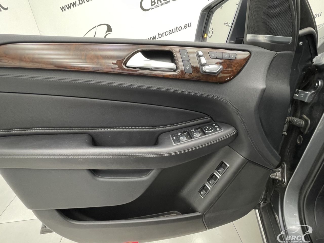 Mercedes-Benz GLS350 | 20