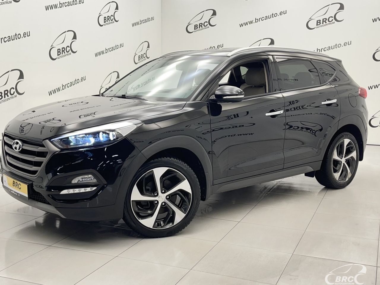 Hyundai Tucson, 1.6 l., Внедорожник