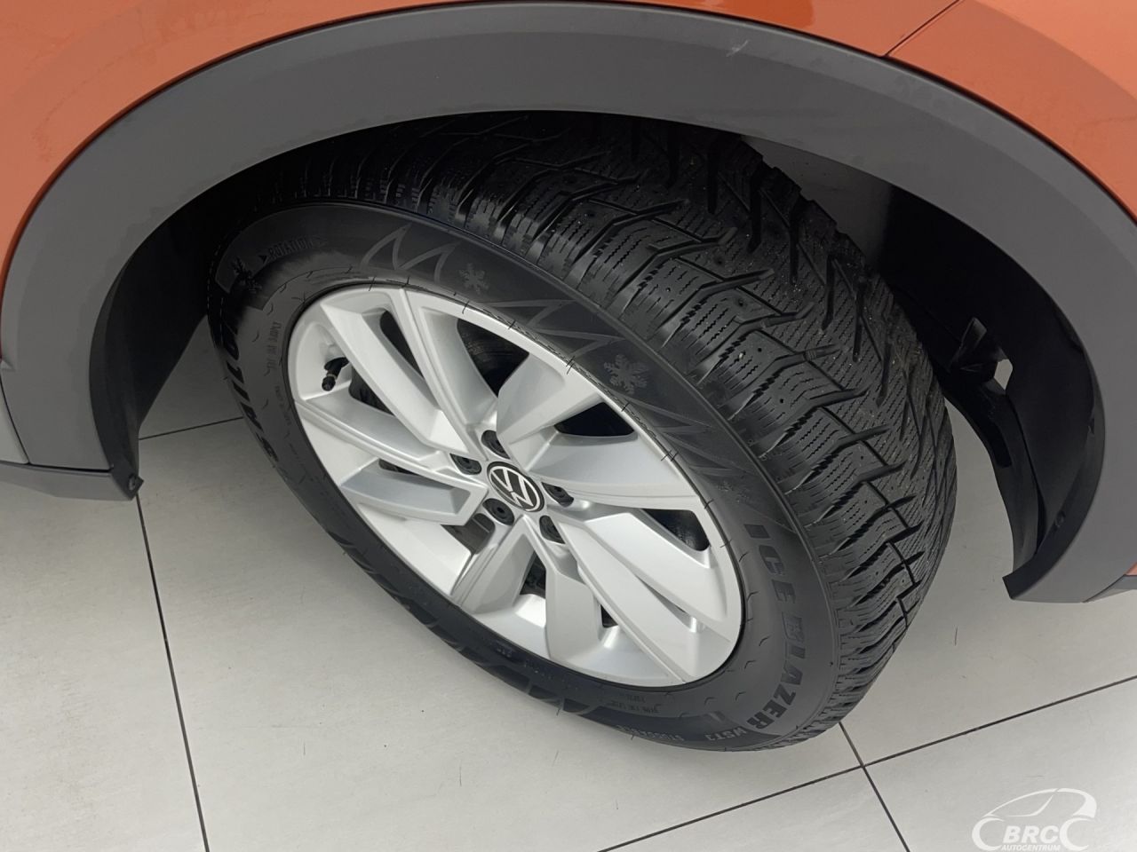 Volkswagen T-Cross | 37