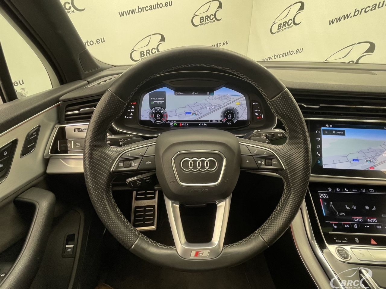 Audi Q7 | 31