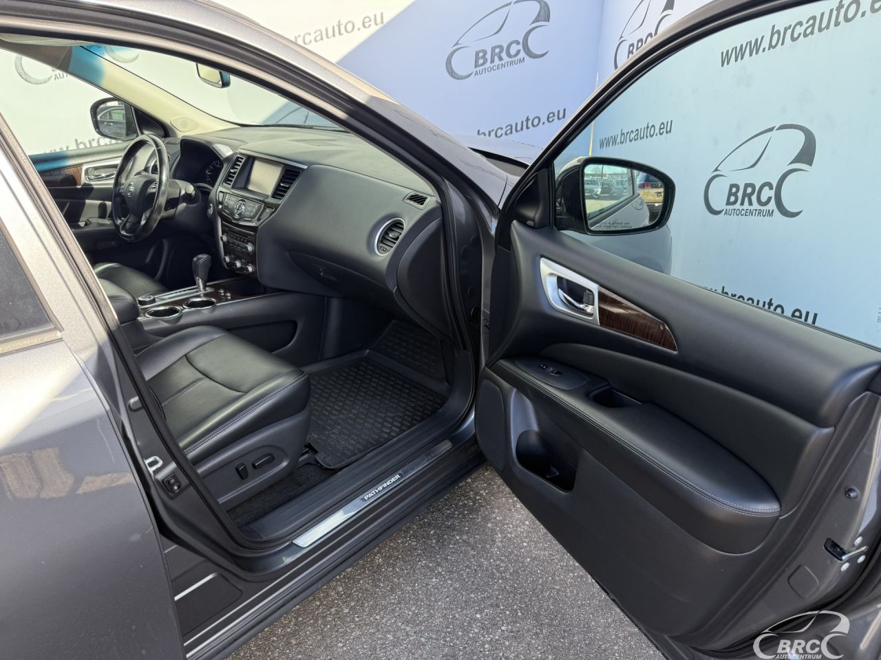 Nissan Pathfinder | 5