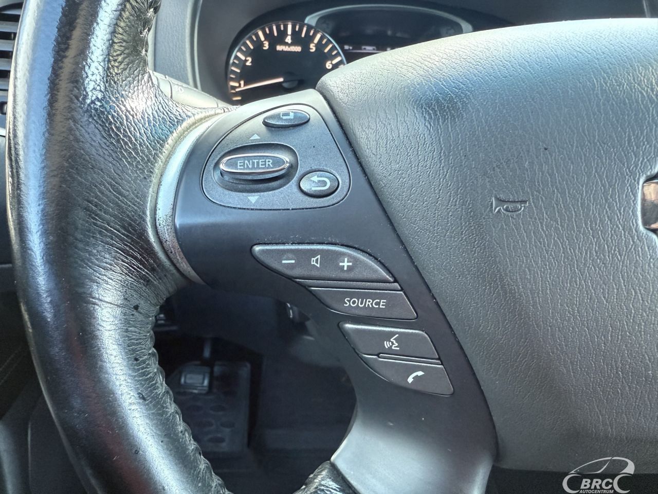 Nissan Pathfinder | 27