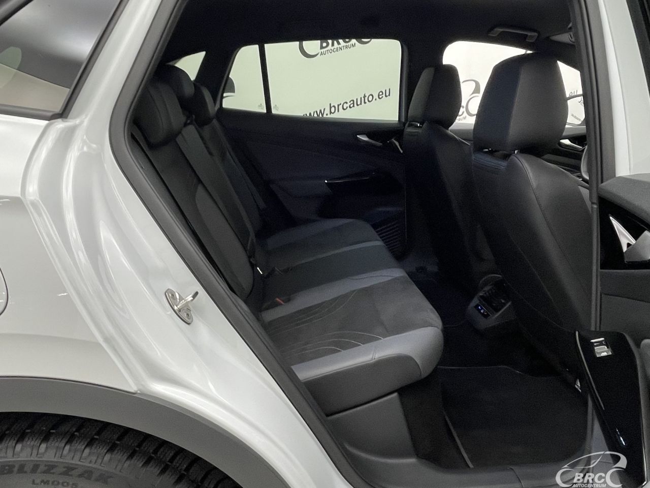 Volkswagen ID.4 | 9