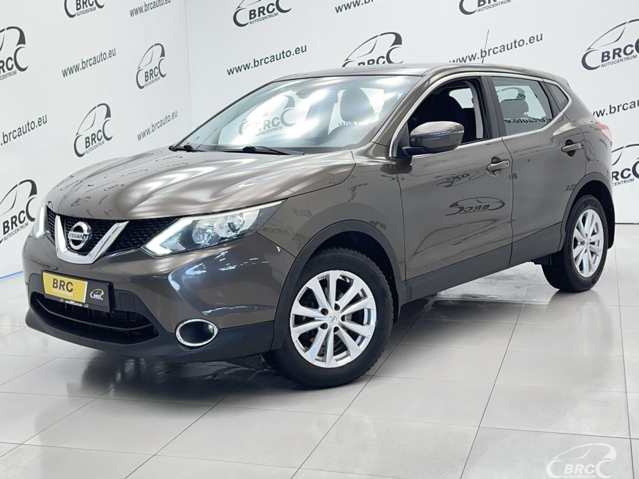 Nissan Qashqai, 1.2 l., Внедорожник