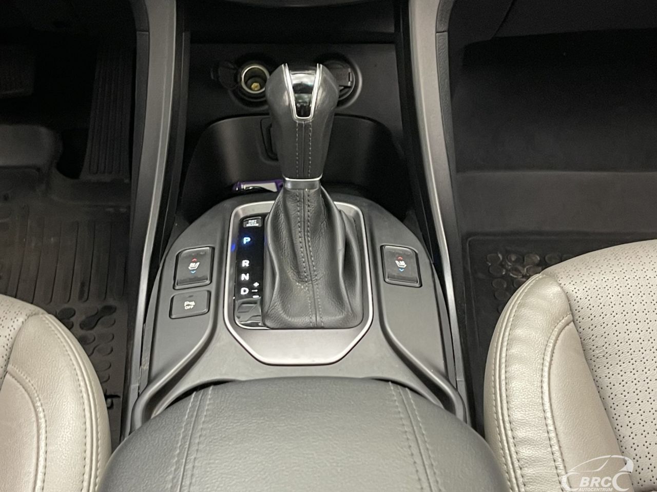 Hyundai Santa Fe | 18