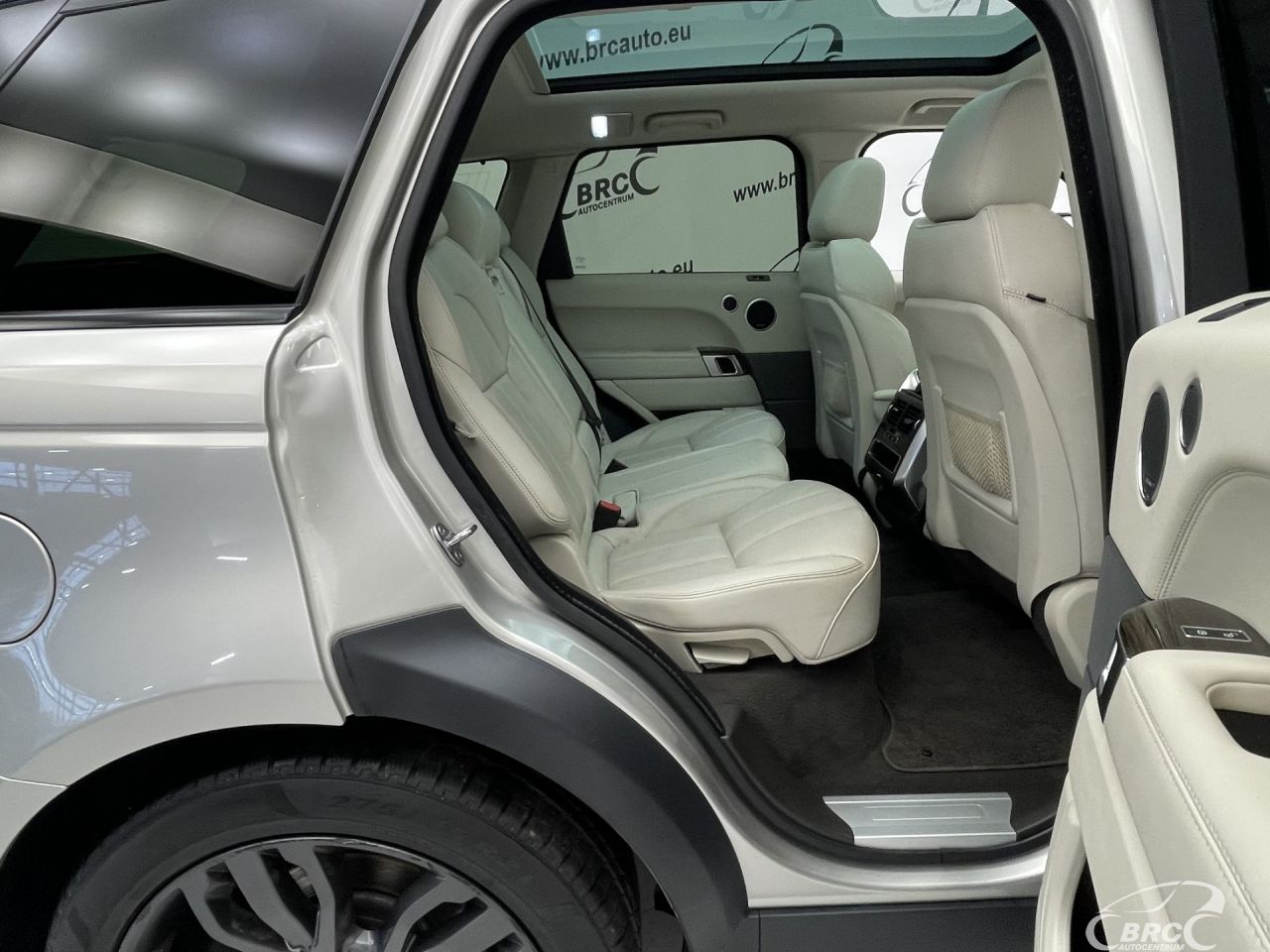 Land Rover Range Rover | 10