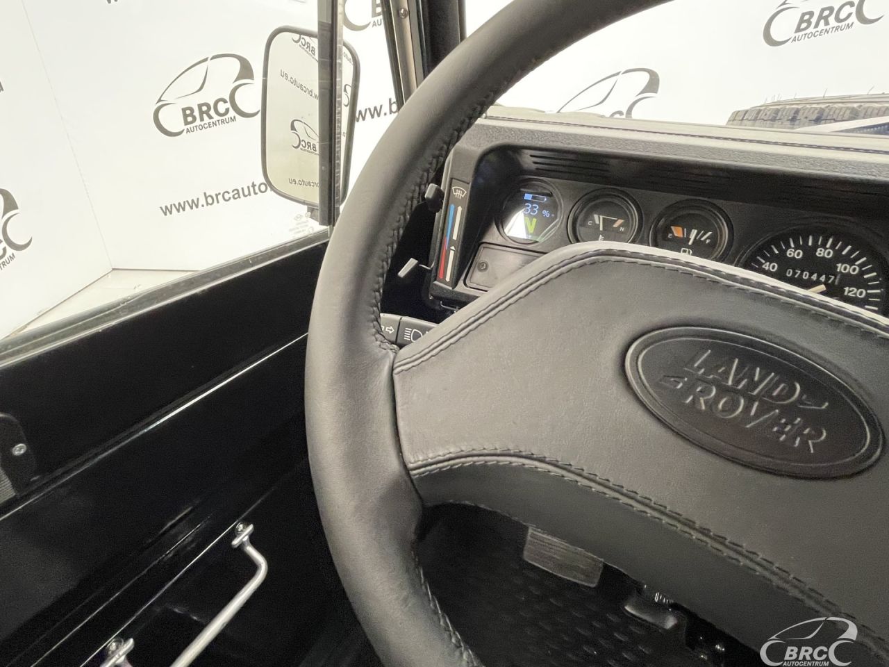 Land Rover Defender | 36