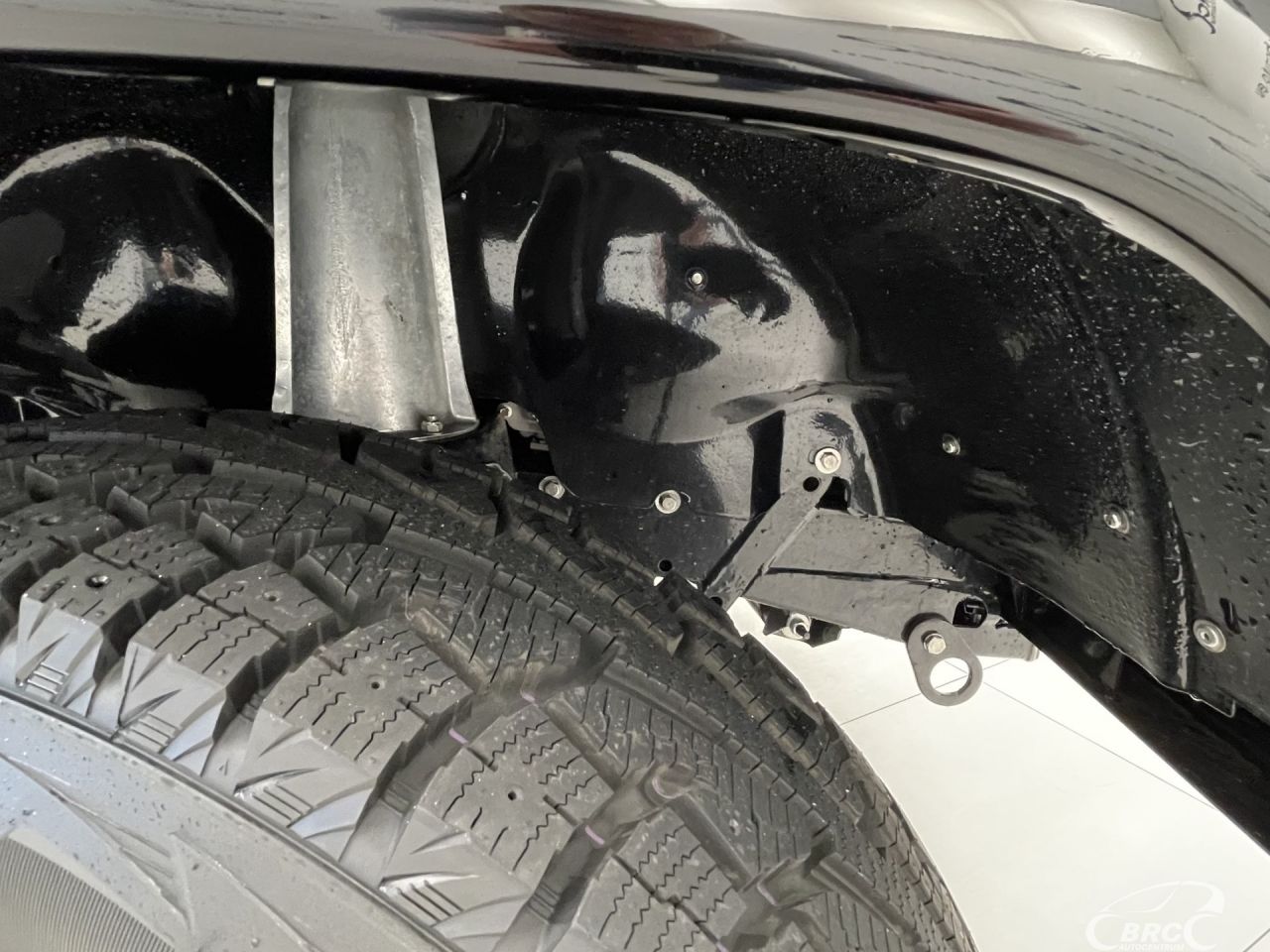 Land Rover Defender | 40