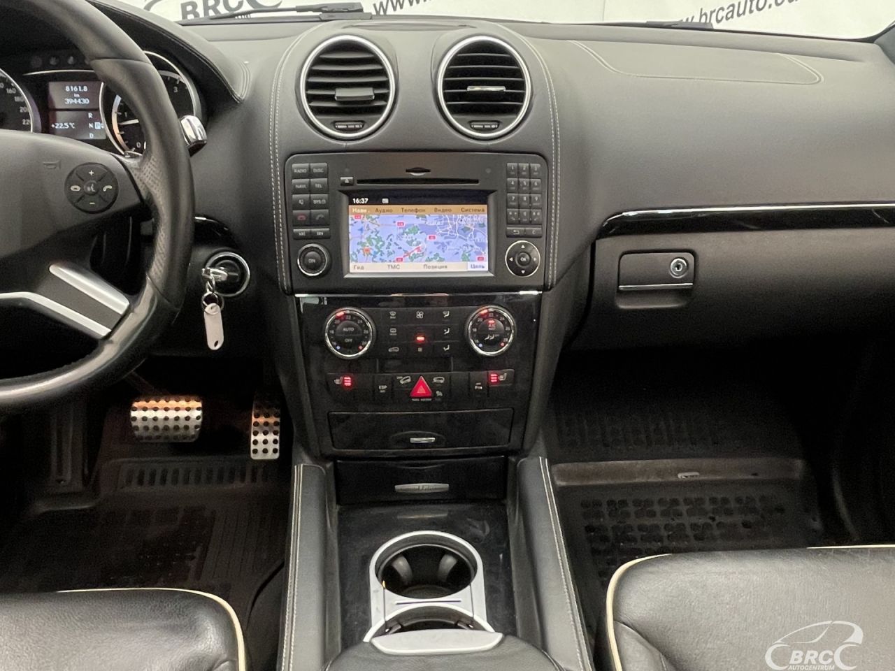 Mercedes-Benz ML350 | 13