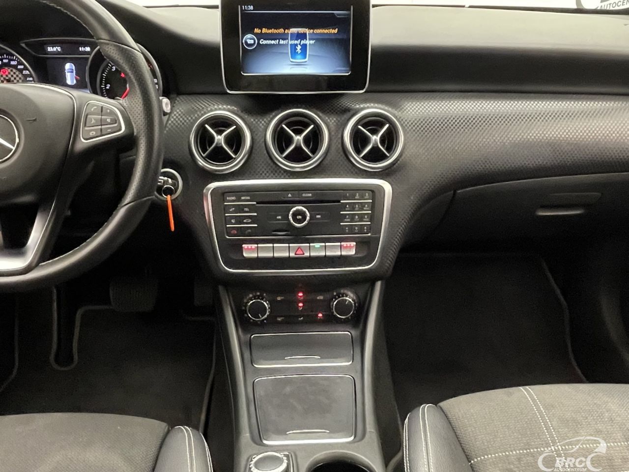 Mercedes-Benz A180 | 13