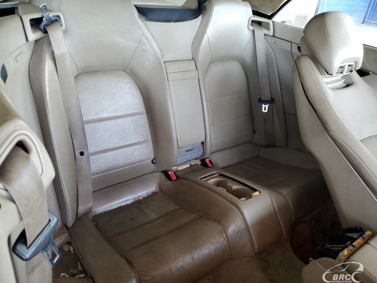 Mercedes-Benz E550 | 51