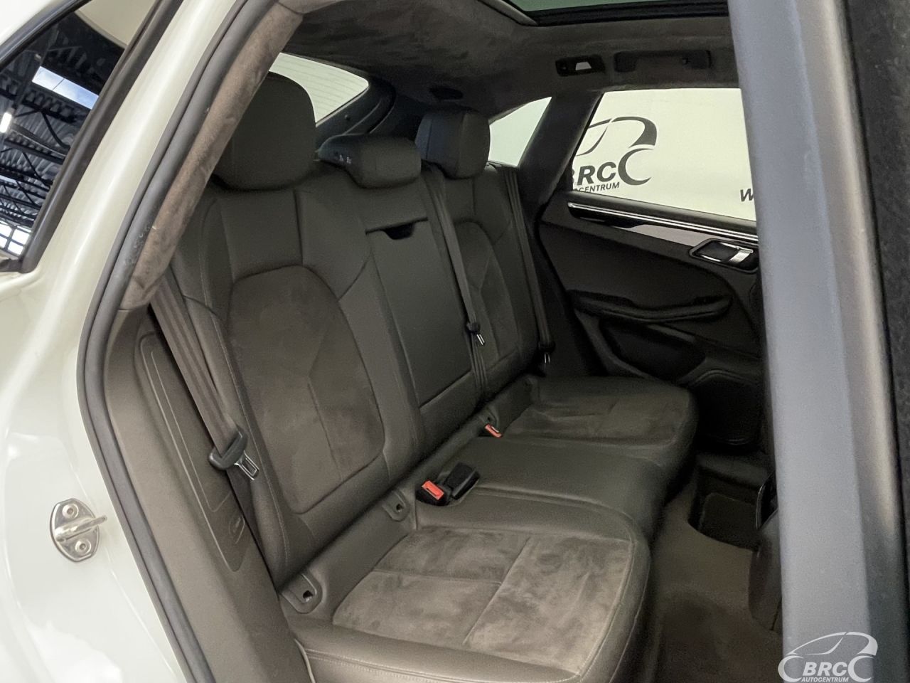Porsche Macan | 10