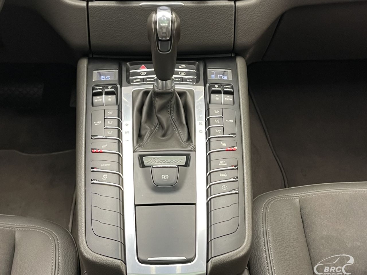 Porsche Macan | 16