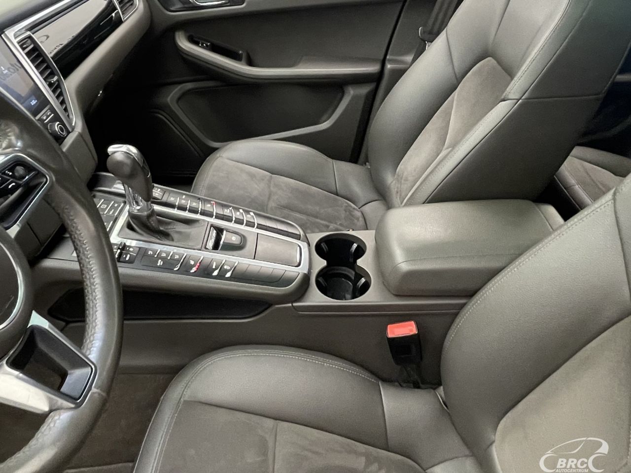 Porsche Macan | 22
