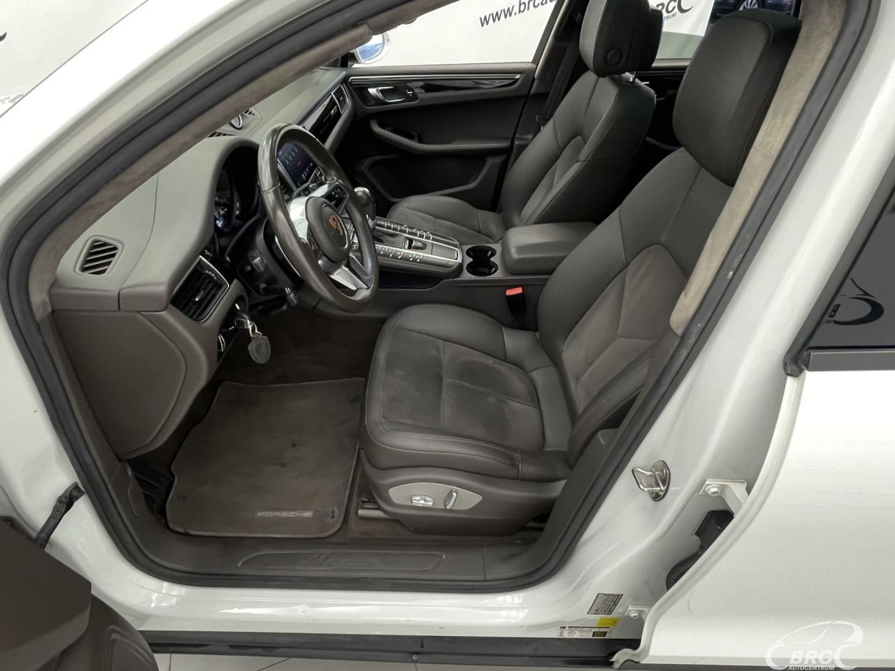 Porsche Macan | 19