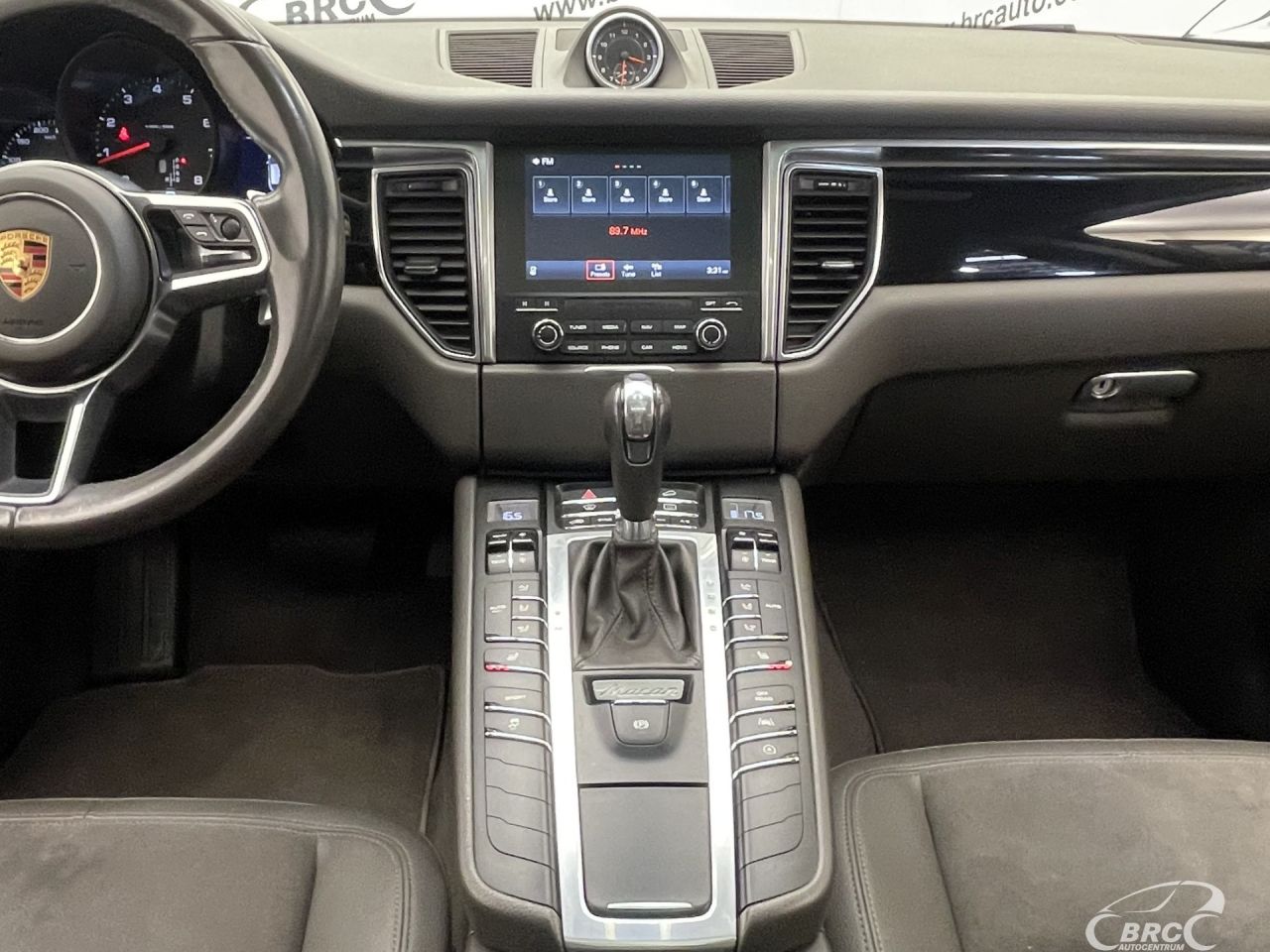 Porsche Macan | 13