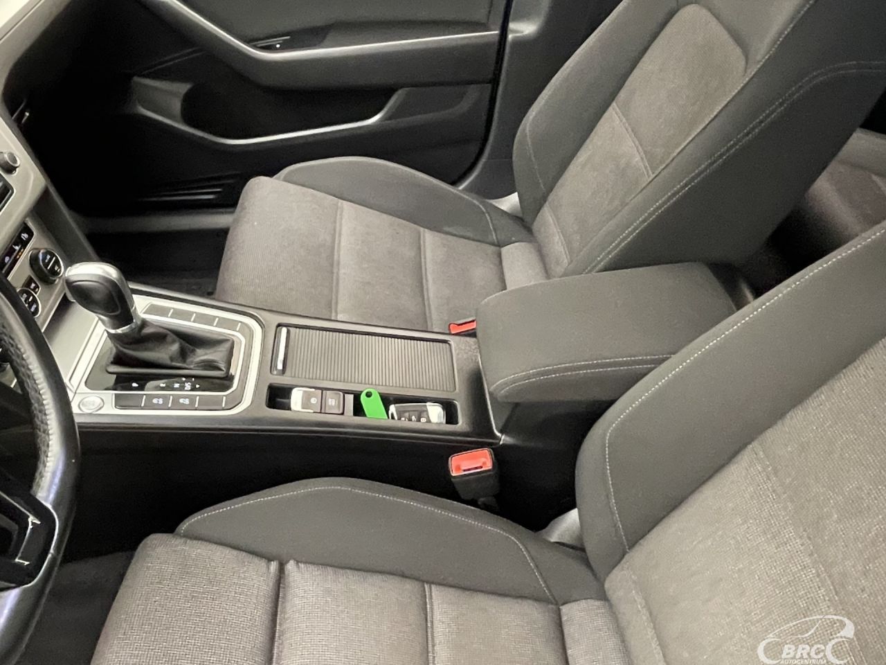 Volkswagen Passat | 23