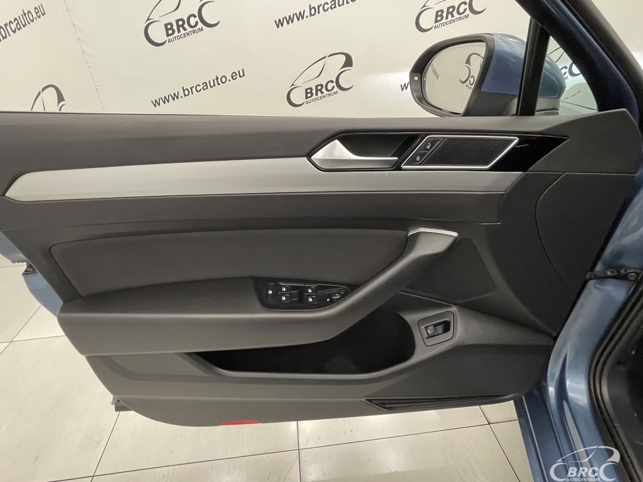 Volkswagen Passat | 19