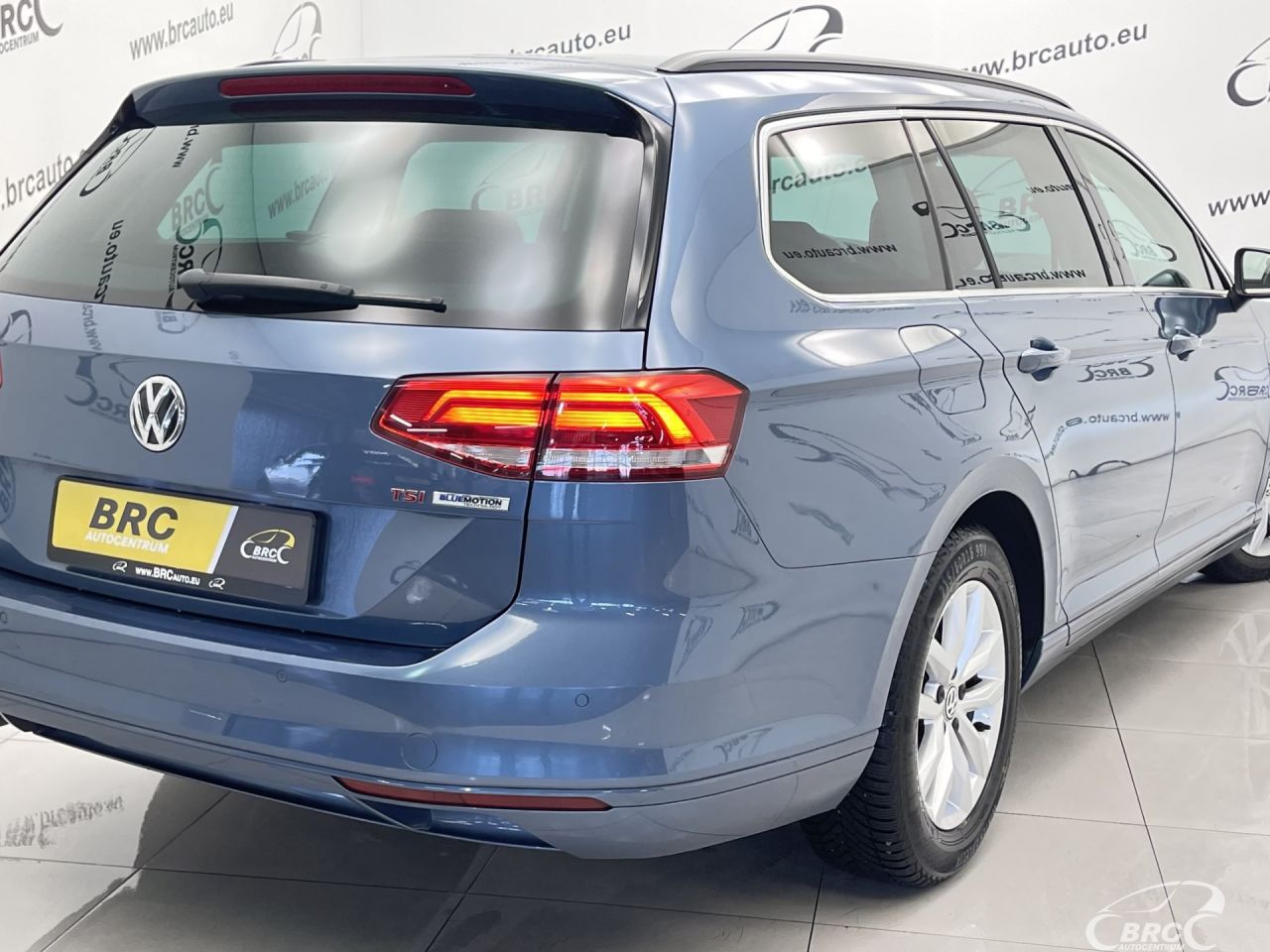 Volkswagen Passat | 48