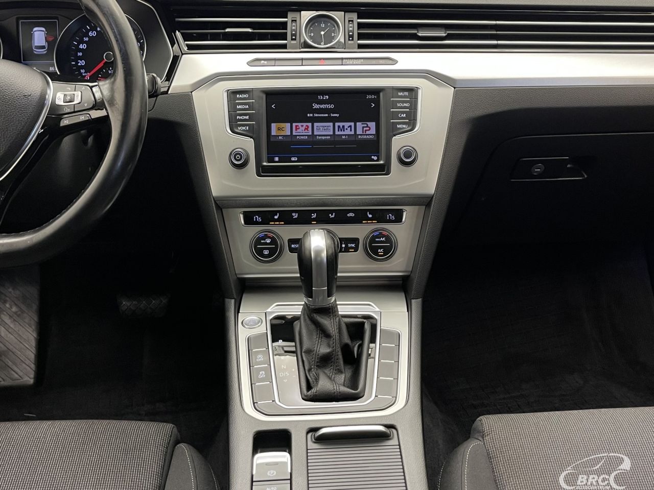 Volkswagen Passat | 14