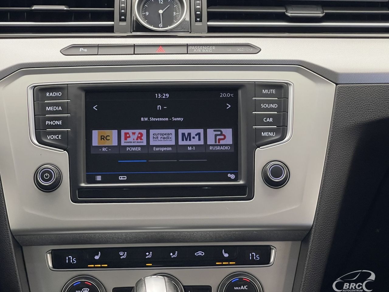 Volkswagen Passat | 16