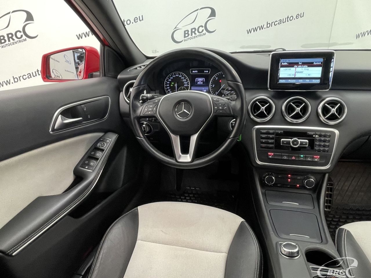 Mercedes-Benz A180 | 12