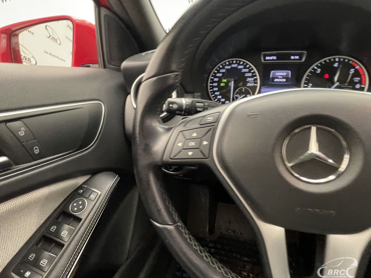 Mercedes-Benz A180 | 27